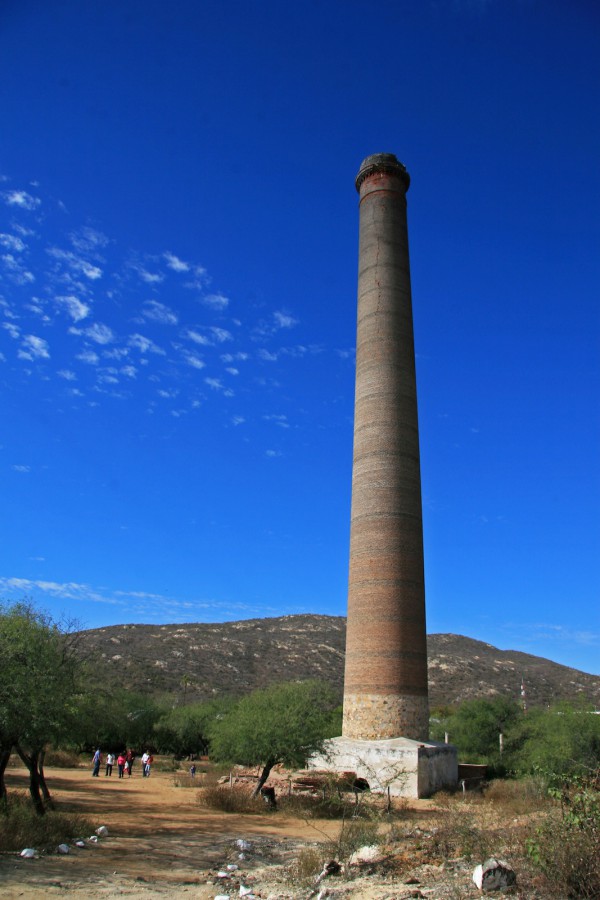 El Triunfo Mine La Romana Smokestack